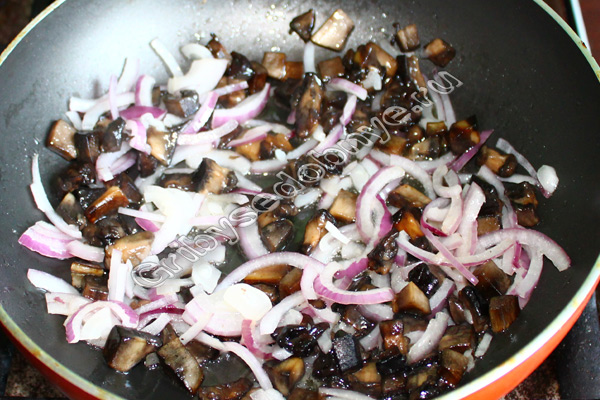 Фото № 5 к рецепту жареная картошка с грибами