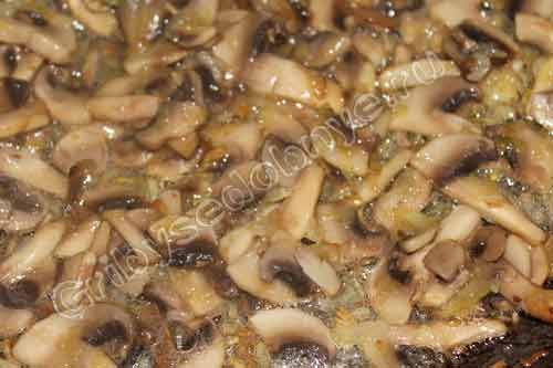 Рецепт приготовления макарон с грибами/шаг 7