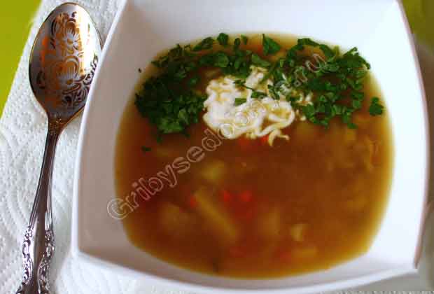 Рецепт приготовления грибного супа из свежих желтожебриков с картофелем. Рецепт с пошаговыми фотографиями процесса приготовления грибного супа.