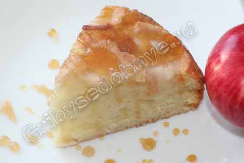 Рецепт приготовления яблочного пирога с карамелью