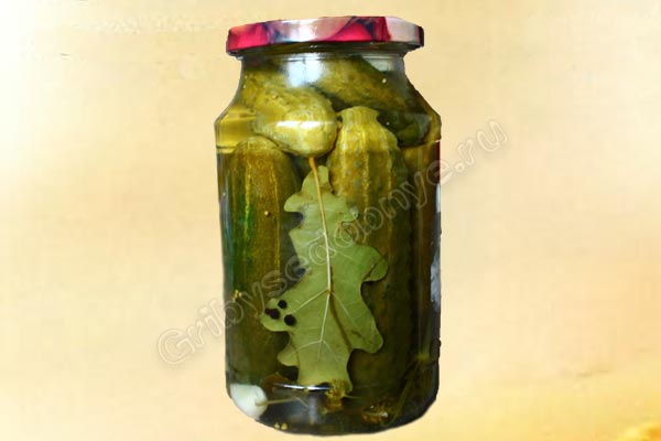 Рецепт приготовления маринованных огурцов с листьями дуба и лесной смородины с горчичными зёрнами фото
